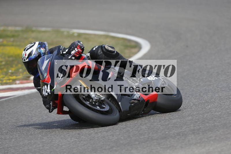 /37 09.08.2026  Pluess Motosport ADR/Freies Fahren/424